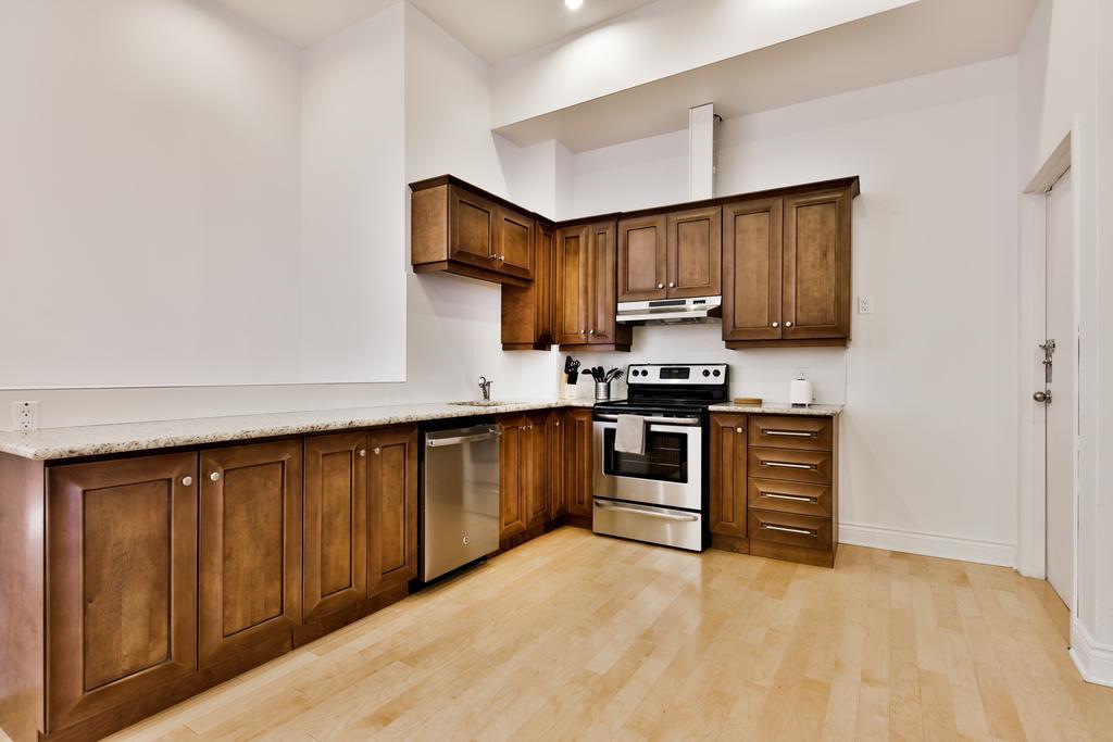 Le St-Lau Loft Apartment Монреал Екстериор снимка