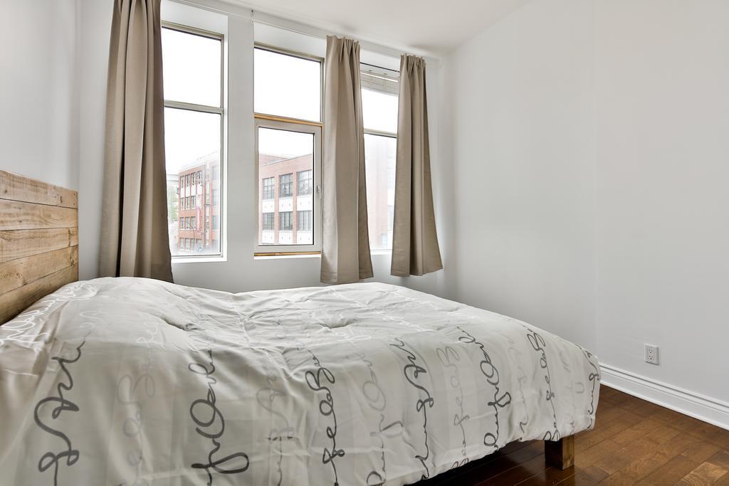 Le St-Lau Loft Apartment Монреал Екстериор снимка