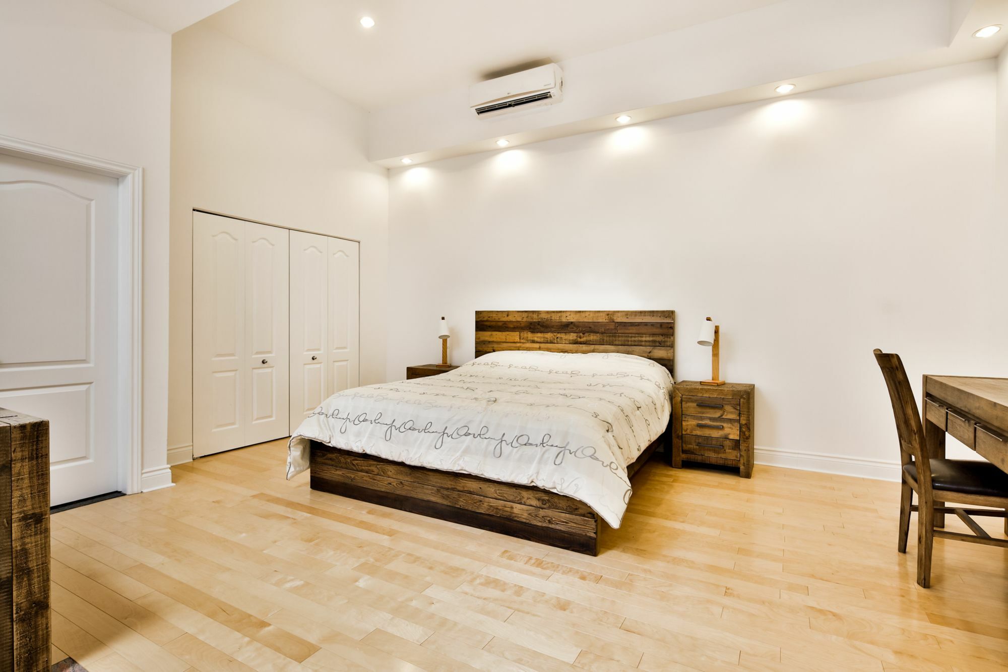 Le St-Lau Loft Apartment Монреал Екстериор снимка